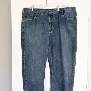Carhartt Relaxed Fit Jeans 42x32 Men Blue Denim Workwear Straight Leg Durable